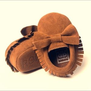 Suede-Baby-Moccasins-Vegan-Leather-Baby-Moccasins